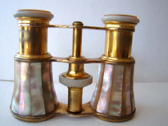 A pair of mother-of-pearl mounted Opera glasses by Lemaire of Paris circa 1890